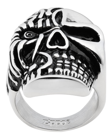 Von unten Zippo Ring Edelstahl Totenkopf