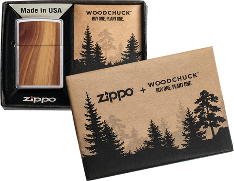 Zippo Woodchuck Zedernhols in offener Verpackung