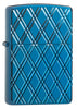 Zippo Feuerzeug dickwandig Frontansicht ¾ Winkel in blau mit tief eingravierten Diamantenformen