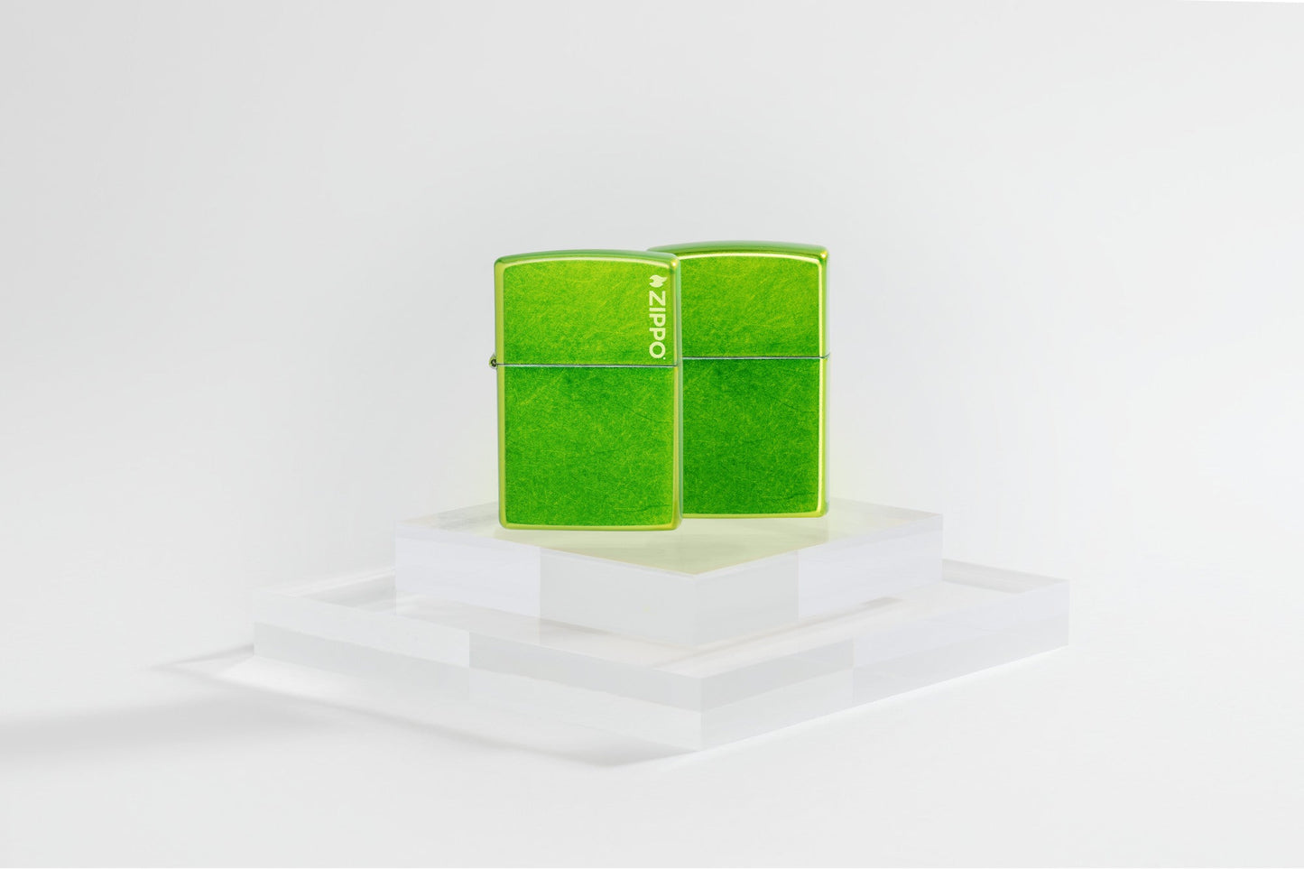 Klassisch in Lurid mit Zippo Logo