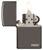 Zippo Feuerzeug Frontansicht Black Ice® mit Zippo Logo geöffnet und angezündet
