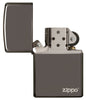 Zippo Feuerzeug Frontansicht Black Ice® mit Zippo Logo geöffnet