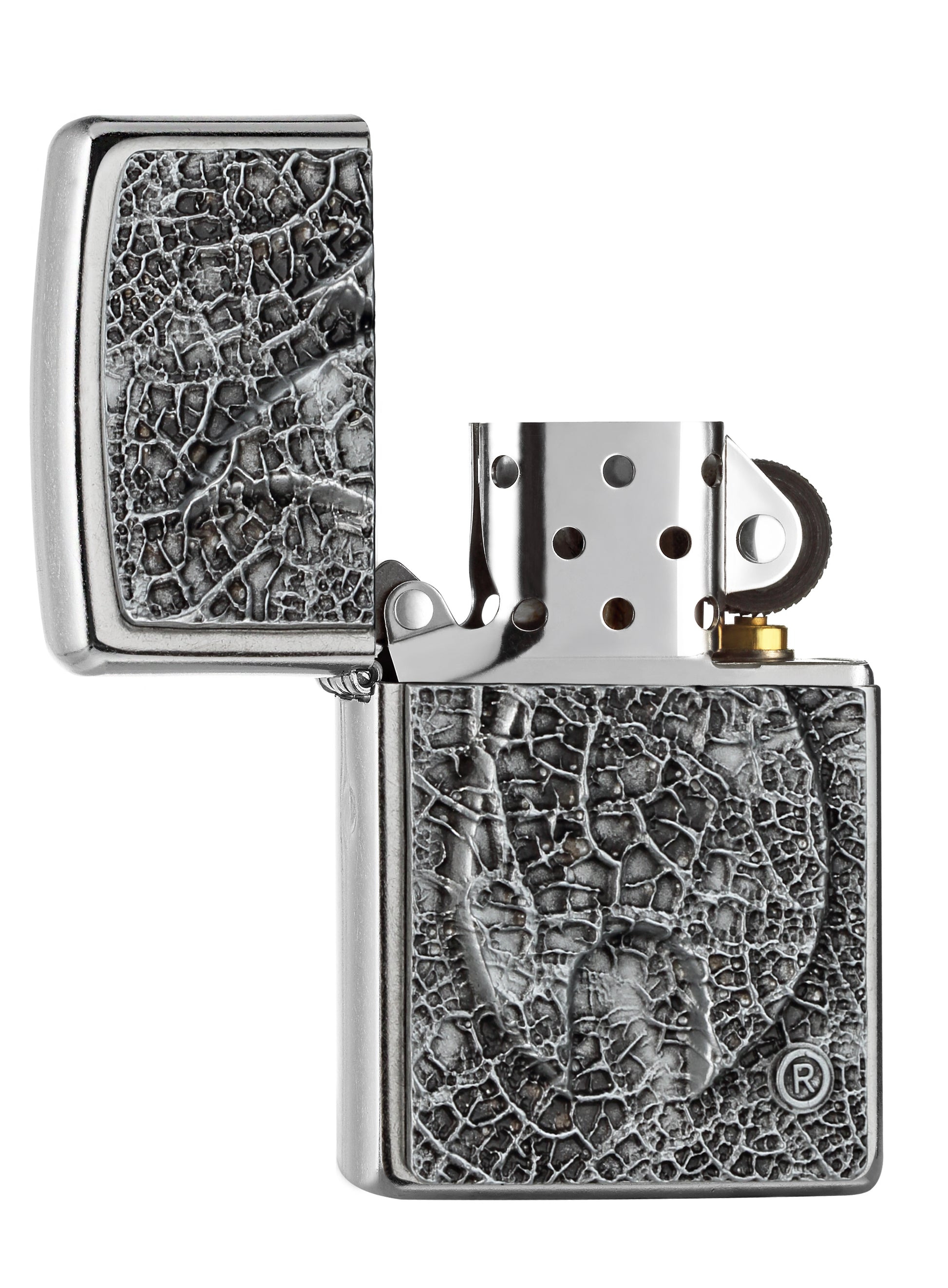 Zippo Feuerzeug Chrome Zippo Flamme mit Blattmaserung Emblem geöffnet