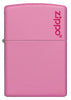 Frontansicht Zippo Feuerzeug Pink Matte Basismodell mit Zippo Logo