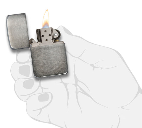 Zippo Feuerzeug 1941 Replica Black Ice® Frontansicht geöffnet und angezündet in glänzender anthrazit Optik in stilisierter Hand