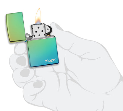 Zippo Feuerzeug Hochglanz grün blau mit Zippo Logo geöffnet mit Flamme in stilisierter Hand