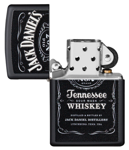 Frontansicht Zippo Feuerzeug schwarz matt mit Jack Daniel's Logo geöffnet