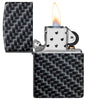 Zippo Feuerzeug Frontansicht weiß matt geöffnet und angezündet mit 540° Abbildung von Rechteckeckigen Kacheln als Muster in schwarz weiß grau