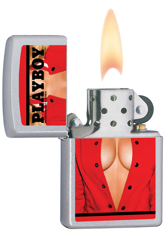 Zippo Feuerzeug chrom mit Playboycover October 2014 geöffnet mit Flamme