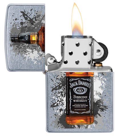 Zippo Feuerzeug chrom Jack Daniel's Flasche in der Mitte geöffnet mit Flamme