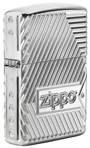 Frontansicht 3/4 Winkel Zippo Feuerzeug mit tief eingravierten Linien und Zippo Logo