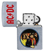 Zippo Feuerzeug AC/DC® Frontansicht geöffnet in Street chrome mit Highway to Hell Albumcover  inspiriertem Bild in rund und rotes AC/DC® Logo